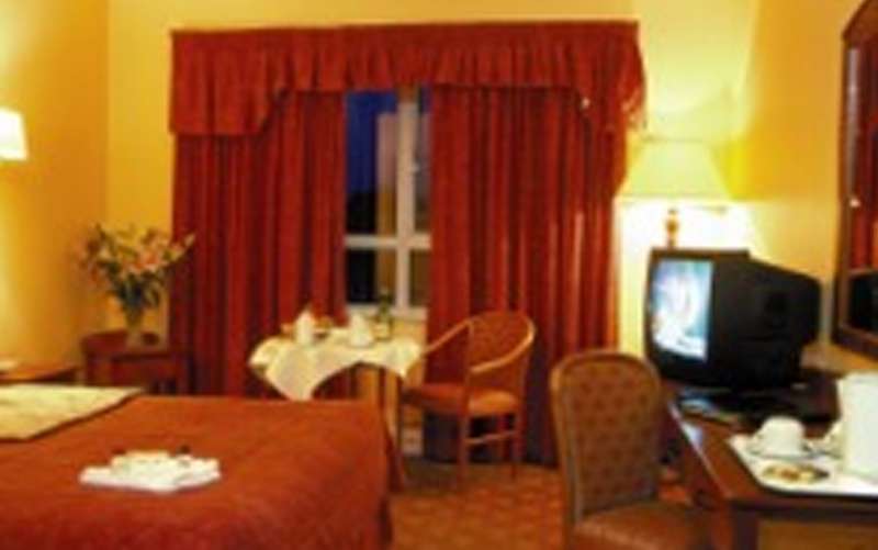 Celtic Ross Hotel & Leisure Centre Росскарбері Екстер'єр фото
